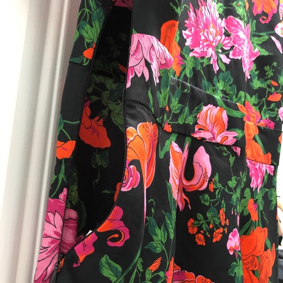 Women’s Zara Floral mini floral dress sz Large - Picture 14 of 15